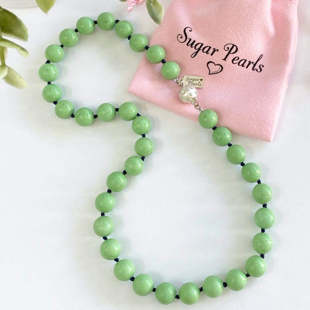 Chunky Green Turquoise Necklace